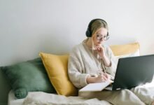 building successful online ventures
