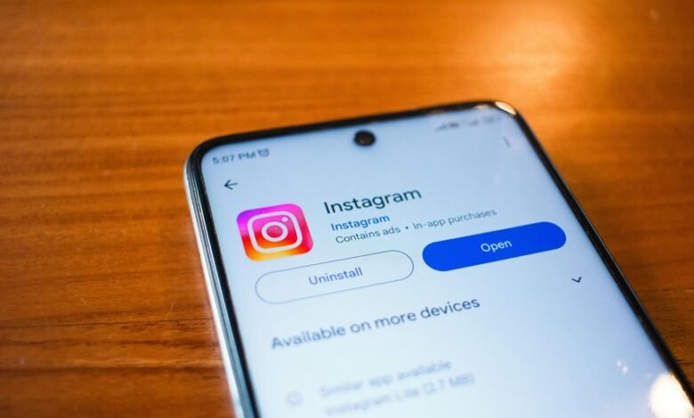 optimize social media advertising